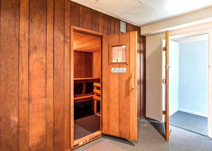 Golden Sands 715 Holiday home *